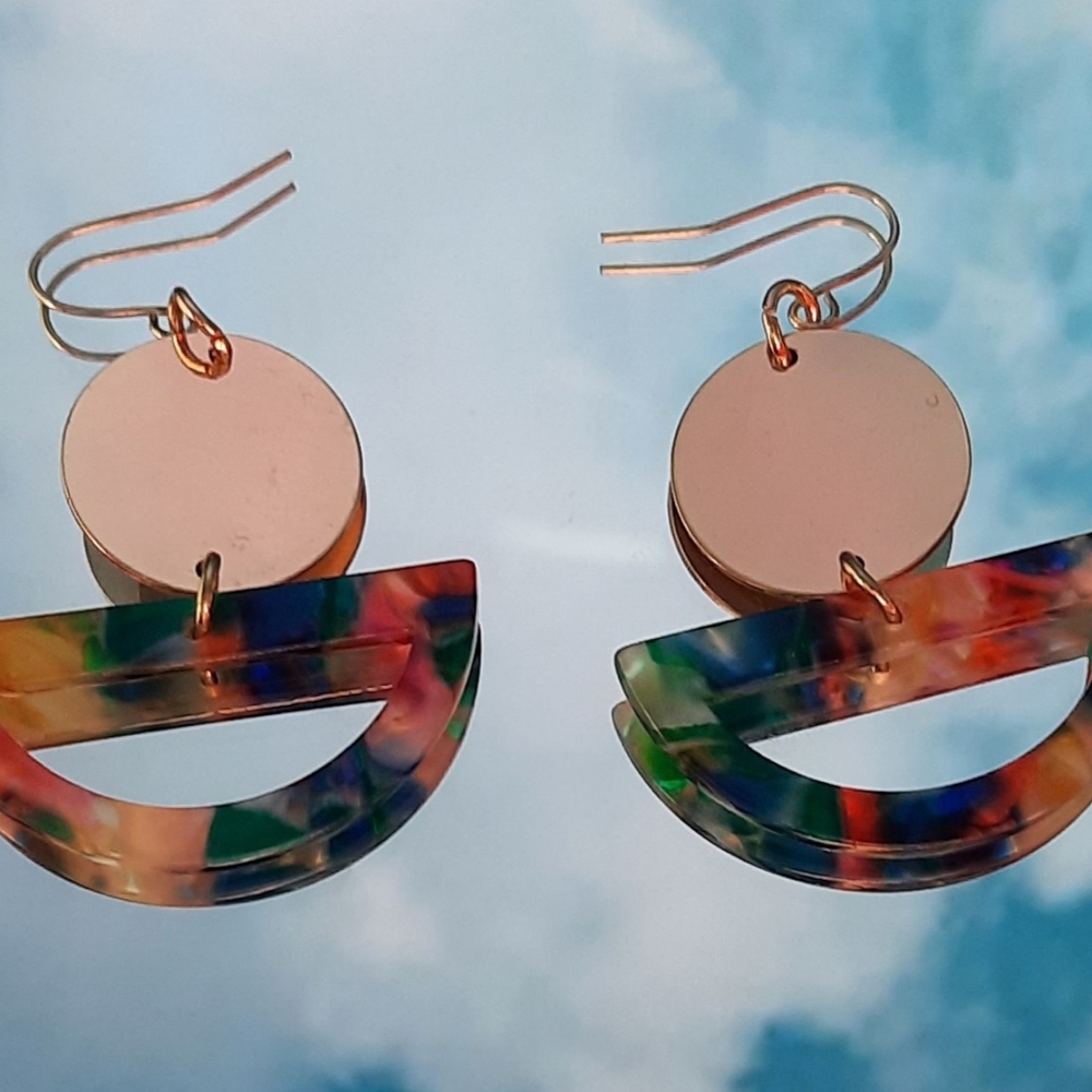 Rainbow shape earrings